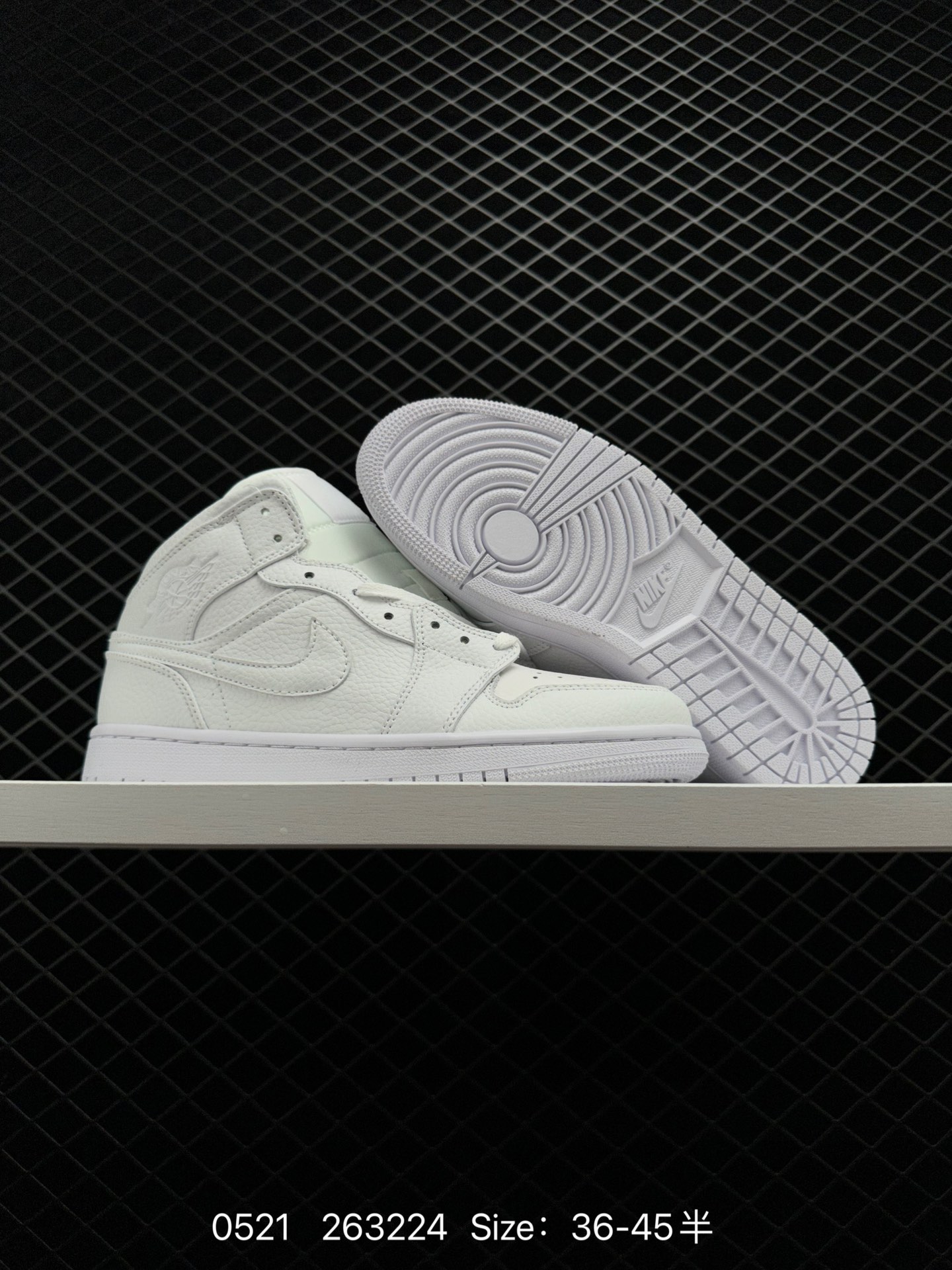 Air Jordan 1 Mid “Legend Blue”